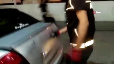yakit deposu -  Yakıt deposundan 14 kilo esrar çıktı Videosu