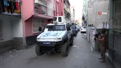 zirhli araclar -  Adana merkezli 3 ilde PKK/KCK’nın siyasi alan yapılanmasına operasyon Videosu