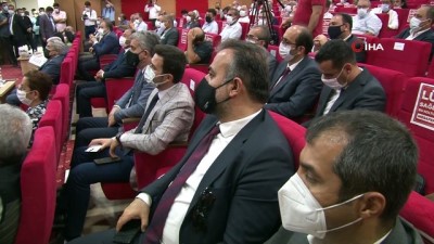  Bakan Pakdemirli, üretici birlikleri ve Ziraat Odası Başkanlarıyla bir araya geldi