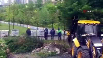  Beylikdüzü'nde belediye ekiplerinin 160 ağacı söktüğü iddiası tepki topladı
