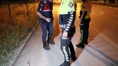 cuzdan - KARABÜK - Ehliyetsiz ve alkollü sürücü kaza yaptı: 2 yaralı Videosu