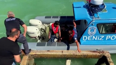 kurbaga - SAMSUN - Denizde boğulma tehlikesi geçiren çocuğu 'kurbağa adam' ekibi kurtardı Videosu