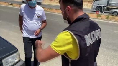 supheli arac -  Gaziantep’te şüpheli araçta 980 paket kaçak sigara çıktı Videosu