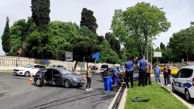 İSTANBUL - Üsküdar'daki trafik kazasında 1 kişi yaralandı