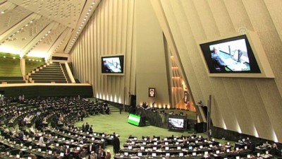 TAHRAN - İranlı milletvekilleri Viyana'daki müzakerelerin hızla neticelenmesini bekliyor (2)