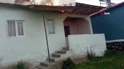  Yayla evinde çıkan yangın kokuttu
