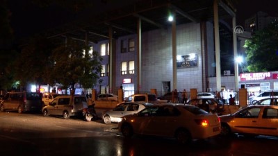 bicakli saldiri - ANKARA - Hastanın bıçaklı saldırısına uğrayan hekim ameliyata alındı Videosu