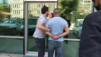 polis araci -  Araç kullanan amcasının oğlunu bıçakla ağır yaraladı Videosu