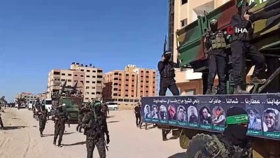 askeri arac -  - El-Kassam Tugayları, Gazze Şeridi'nde askeri geçit töreni düzenledi Videosu