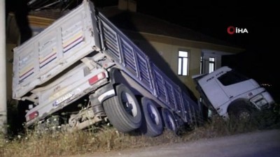 deprem -  Fethiye’de el freni boşalan tır apartmana çarptı Videosu