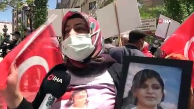  HDP önünde çocukları için eylem yapan Vanlı anneler: “Zafer bizim olacak”