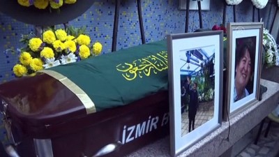 İZMİR - CHP İzmir Milletvekili Atila Sertel'in vefat eden eşi toprağa verildi