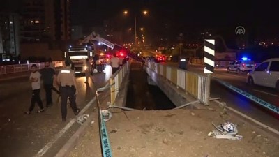 MERSİN - Otomobil köprüden dere yatağına düştü: 1 yaralı
