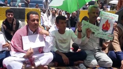 TAİZ - Kamu hizmetlerindeki yetersizlik ve hayat pahalılığı protestosu devam ediyor