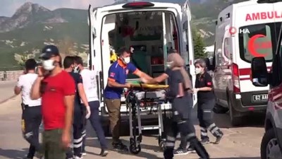  Tunceli’de otomobil ile hafif ticari araç çarpıştı: 6 yaralı