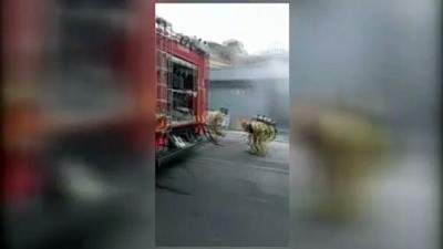 ikitelli - İSTANBUL - Başakşehir'de oto sanayi sitesinde çıkan yangın söndürüldü Videosu