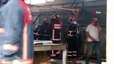 fabrika yangini -  Sokağa çıkma kısıtlamasında korkutan fabrika yangını Videosu