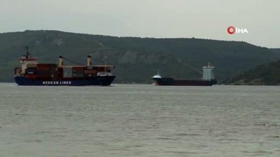  Çanakkale Boğazı’nda arızalanan gemi, römorkörle Karanlık Liman bölgesine çekildi
