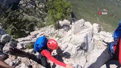 kayali -  Ölü bulunan Ukraynalı dağcının zirvede çektiği son fotoğrafı ortaya çıktı Videosu