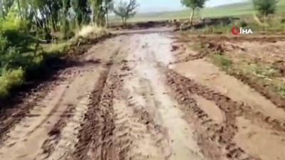 tarim arazisi -  Aşırı yağış sele neden oldu, selin geliş anları kameralara yansıdı Videosu