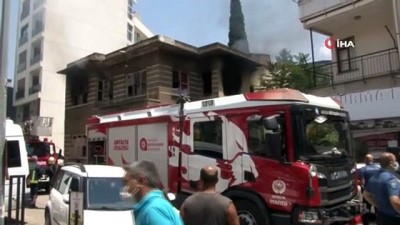  2 katlı metruk bina 1 haftada 3 kez yandı