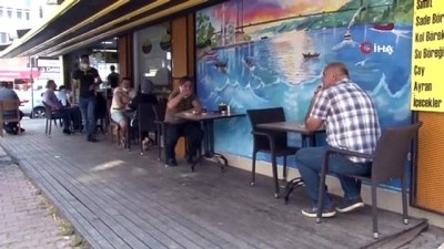 takvim -  Antalya’da kafe ve restoranlarda günler sonra masaya hizmet Videosu