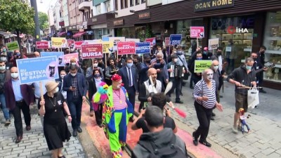 gurultu kirliligi -  Bursa’da sanat sokağa taştı Videosu