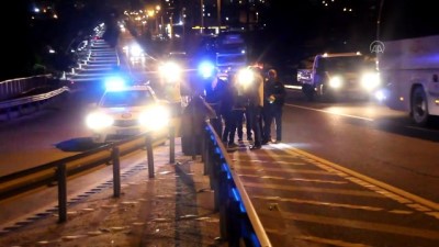 silahli kavga - UŞAK - Trafikte çıkan kavgada 3 kişi tabancayla yaralandı Videosu