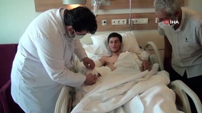 pompali tufek -  Parçalanan el, Şanlıurfa'da ameliyatla dikildi Videosu