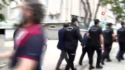 kamu gorevlileri -  Ankara’da 3 köy muhtarının da içinde olduğu 30 şüpheli rüşvet ve evrakta sahtecilik suçundan gözaltına alındı Videosu