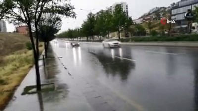  Ankara'da yağmur yağışı sonrası yollar havuza döndü