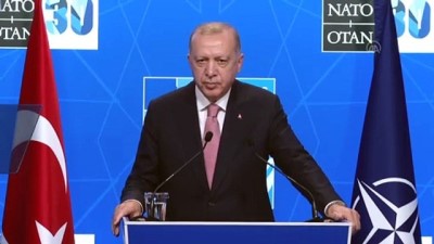 BRÜKSEL - Cumhurbaşkanı Erdoğan: 'Dönem, sorumluluktan kaçma değil, elini taşın altına koyma dönemidir'