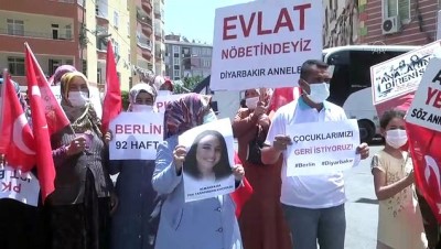 yukselen - DİYARBAKIR - Almanya'da kızı PKK tarafından kaçırılan anne, Diyarbakır annelerini ziyaret etti Videosu