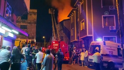 nadan - İSTANBUL - Fatih'te bir binada çıkan ve 4 binaya daha sıçrayan yangın söndürüldü Videosu