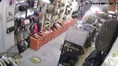 giyim magazasi -  Kadın hırsız yakalanınca jiletle kendini kesti Videosu