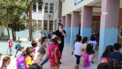 genc ogretmen -  Mardin’deki kazada hayatını kaybeden öğretmenler için okullarında anma programı düzenlendi Videosu