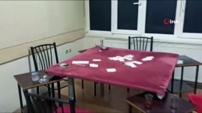  Mühürlenen lokalde kumar oynayan 11 kişiye 34 bin lira para cezası