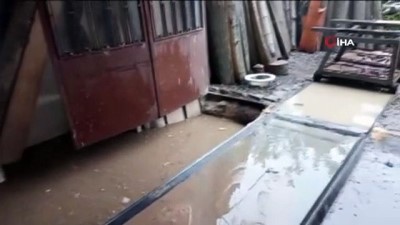 barla -  Sağanak yağış sonrası mobilya atölyeleri göle döndü Videosu