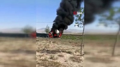 yakit tankeri -  Tekeri kilitlenen tanker alev topuna döndü, sürücü son anda kurtuldu Videosu