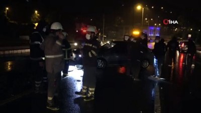sahil yolu -  Yağmurda kayganlaşan yol kazaya neden oldu: 2 yaralı Videosu
