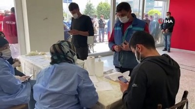ozel hastaneler -  Afyonkarahisar’da bir günde 14 binin üzerinde aşılama yapıldı Videosu