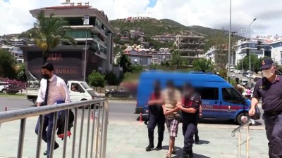 ANTALYA - Alanya'da farklı suçlardan aranan şüpheli tutuklandı