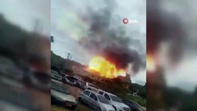bombali arac -  - Kolombiya'da orduya bombalı saldırı: 36 yaralı Videosu