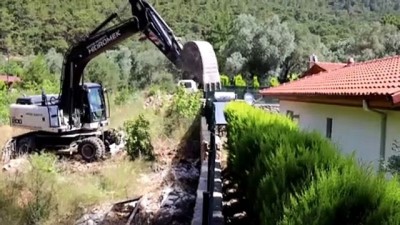 kacak yapi - MUĞLA - İmara aykırı yapıların yıkımı devam ediyor Videosu