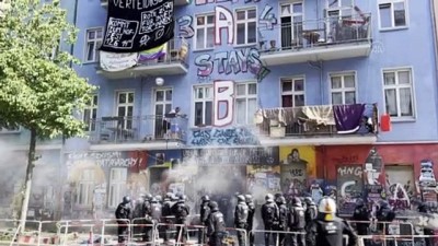 isgal - Almanya’nın başkenti Berlin’de aşırı solcu gruplar tarafından işgal edilen binaya polis zor kullanarak girdi Videosu