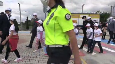 trafik egitimi - BOLU - Çocuklara eğitim parkında 'trafik bilinci' kazandırılıyor Videosu