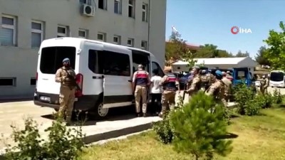 teror operasyonu -  Diyarbakır'daki terör operasyonunda 1 tutuklama Videosu