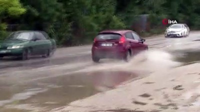 kaldirimlar -  Edirne'de yağmur sonrası yollar göle döndü Videosu