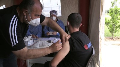 akarca - KIRKLARELİ - Trakya'da OSB çalışanları aşılama faaliyetlerine yoğun ilgi gösteriyor Videosu