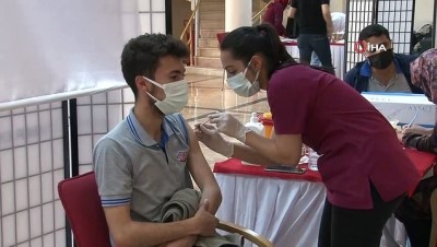 konferans -  Konya’da 'yerinde aşı' uygulamasıyla ilk günde 510 kişi aşılandı Videosu